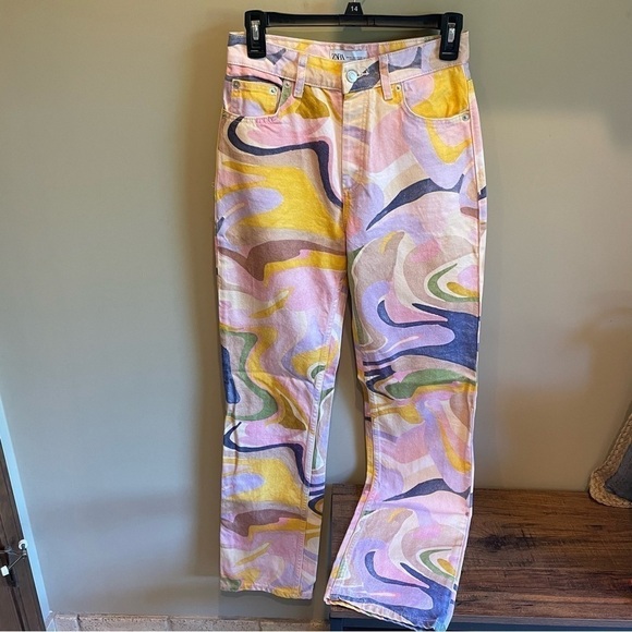 Zara straight leg colorful jeans with abstract swirls Size 2 - Picture 3 of 6
